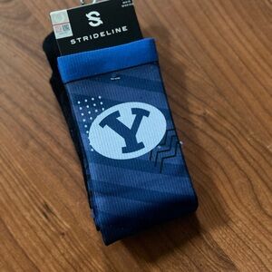 Strideline Men's Athletic Socks - Blue and Black